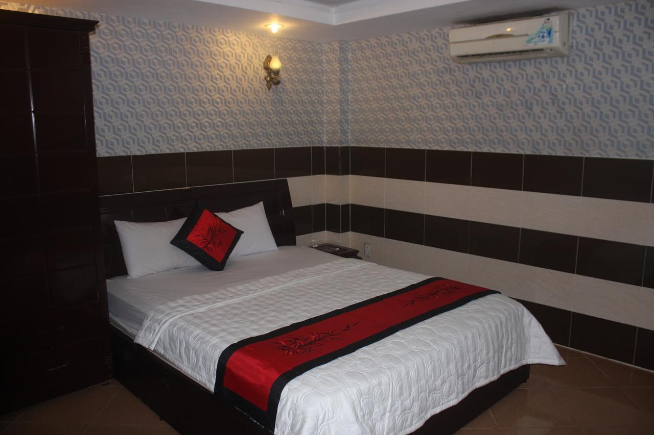 Binh Dung Hotel Ho Chi Minh City Bagian luar foto